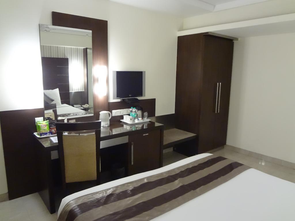 Hotel Suba Galaxy Mumbai Ngoại thất bức ảnh